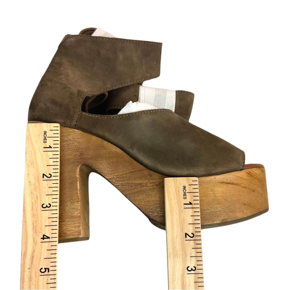 Free People Clog Touch The Sky Wrap Platform Sandal Suede Color:Taupe Size:37NEW - Picture 14 of 16
